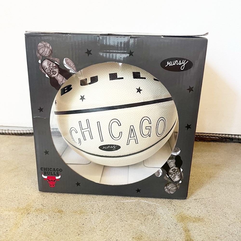 NBA Chicago Bulls Exclusive Birthday Ball 2024 Runsy White Basketball